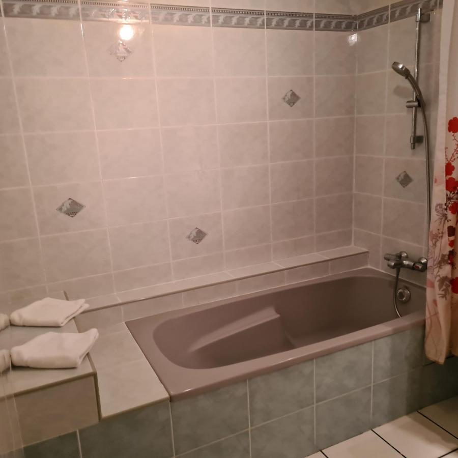 Le Gite De Massiac Extérieur photo