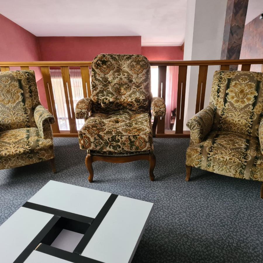 Le Gite De Massiac Extérieur photo